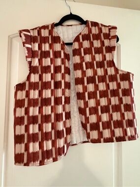 Women's Rust and Cream Patterned Sleeveless Scandi Vest